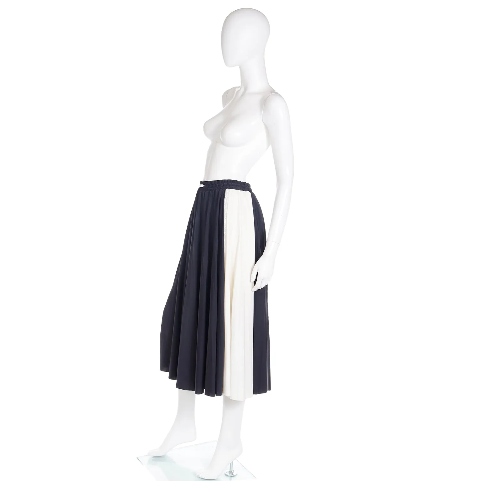 2000s Valentino Black & White Drawstring Knit Pleated Midi Skirt w Lace