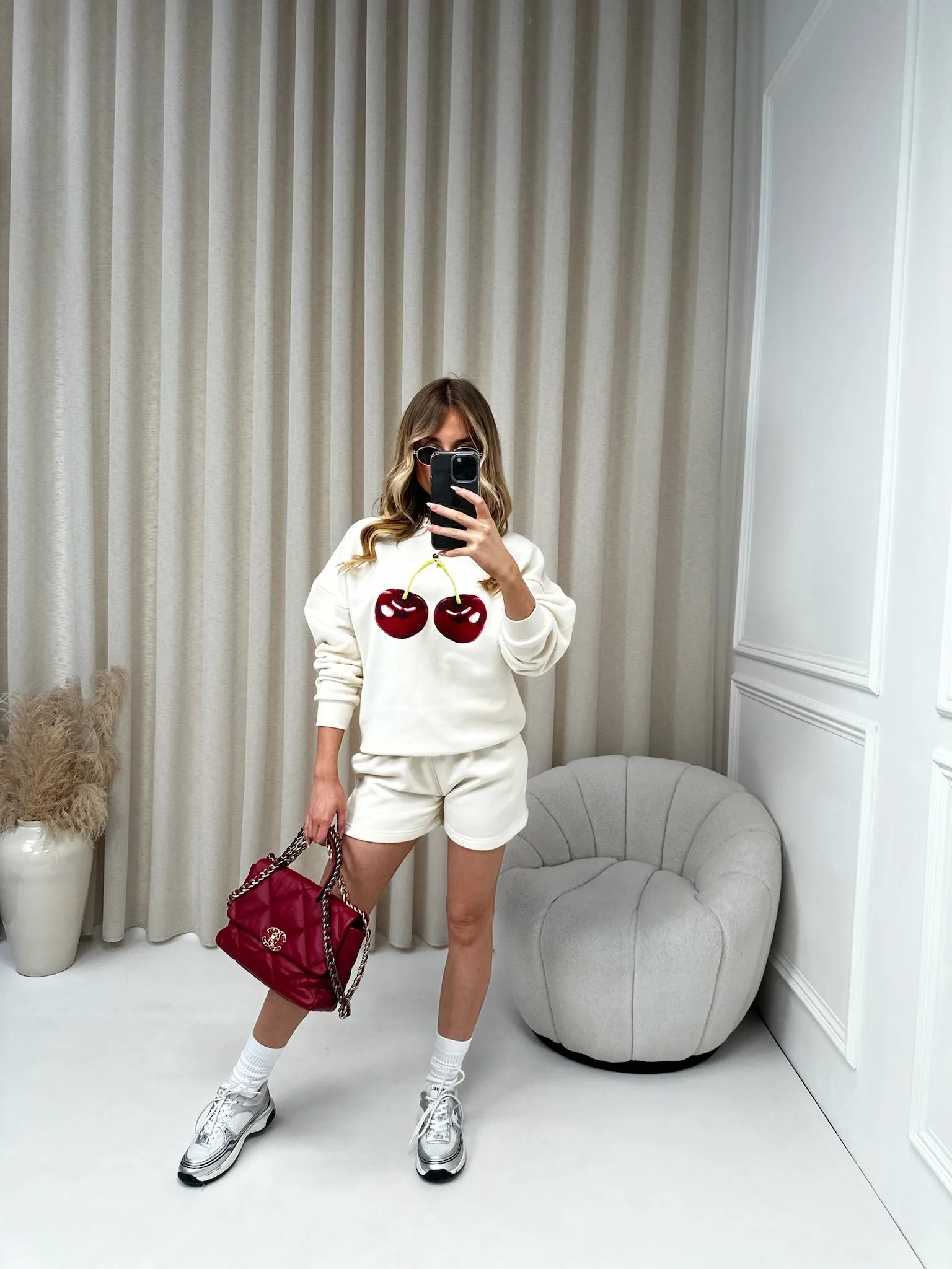 Cherry ecru printed sweater shorts loungewear