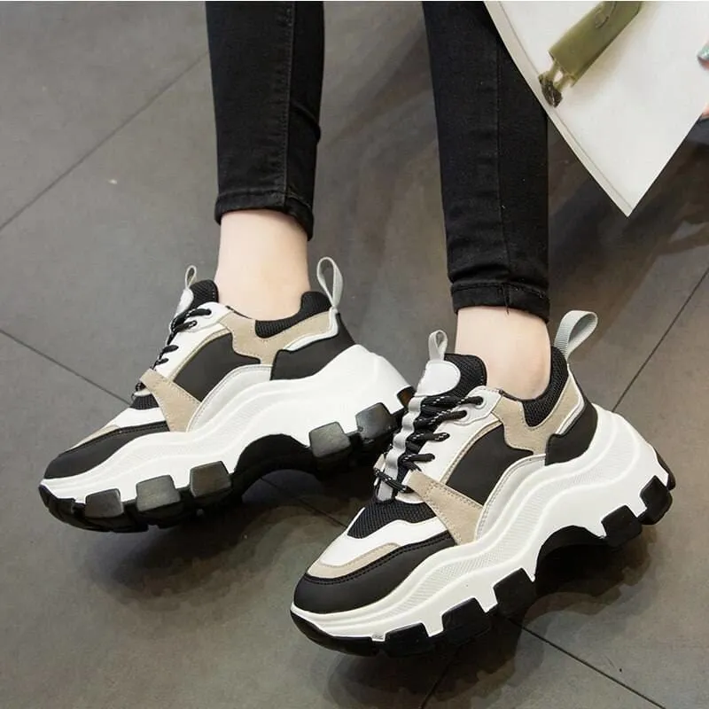 Fashionable Breathable Casual Sports Type Shoe For Female