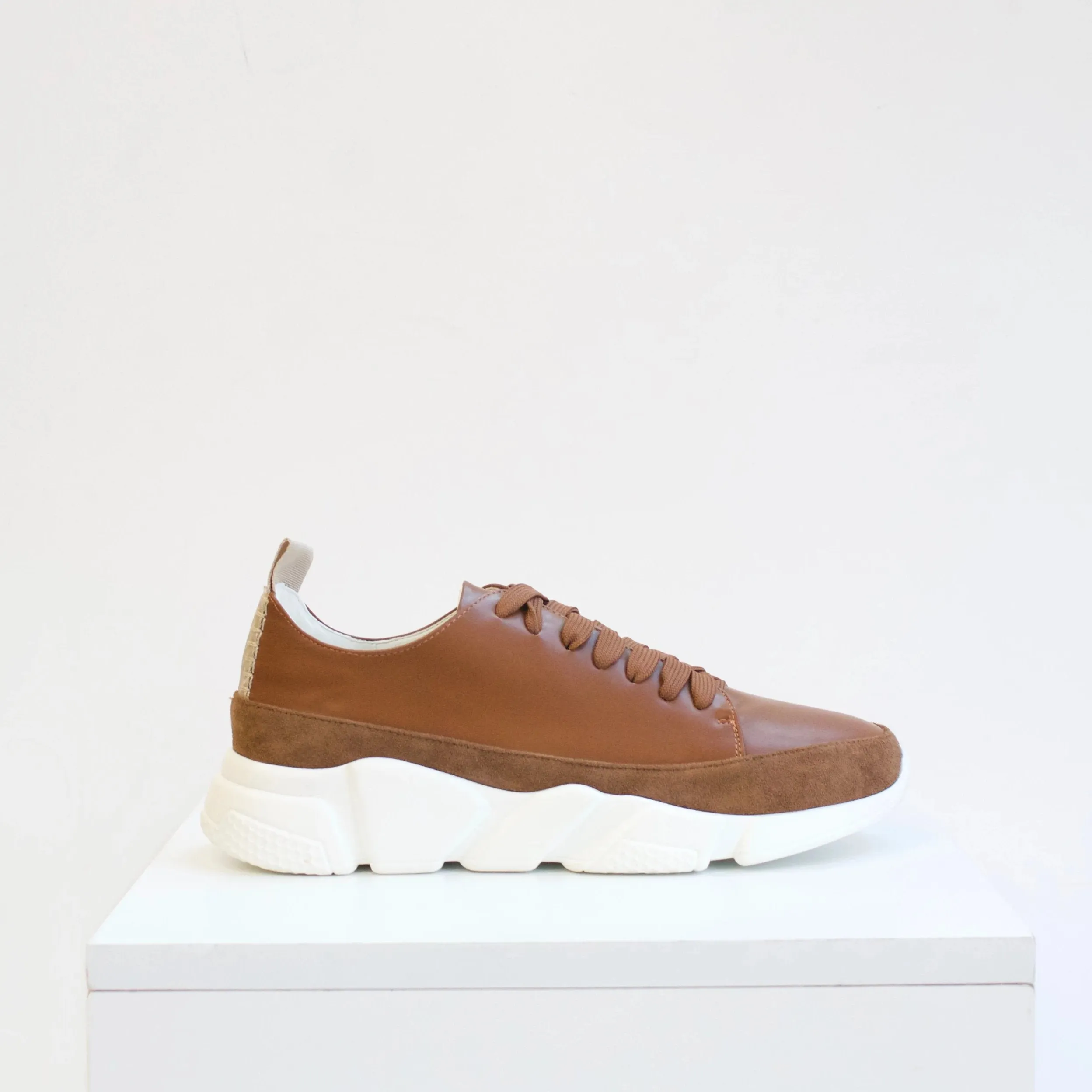 GIA Two-Tone Brown Sneaker