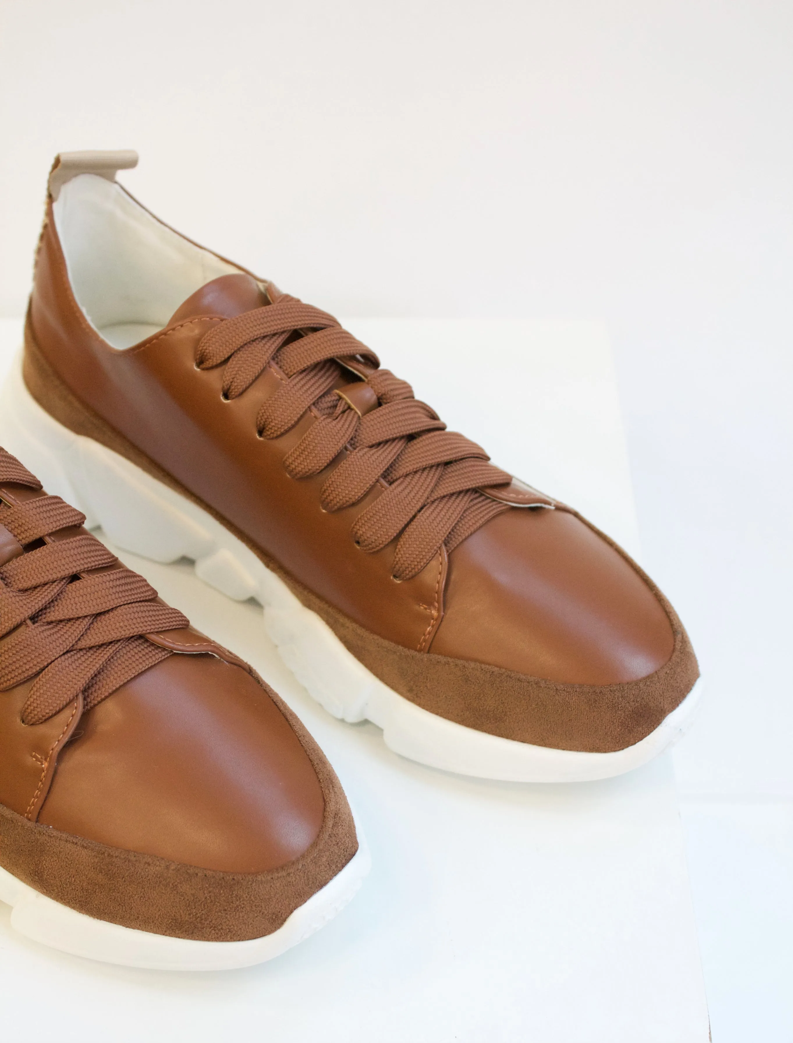 GIA Two-Tone Brown Sneaker