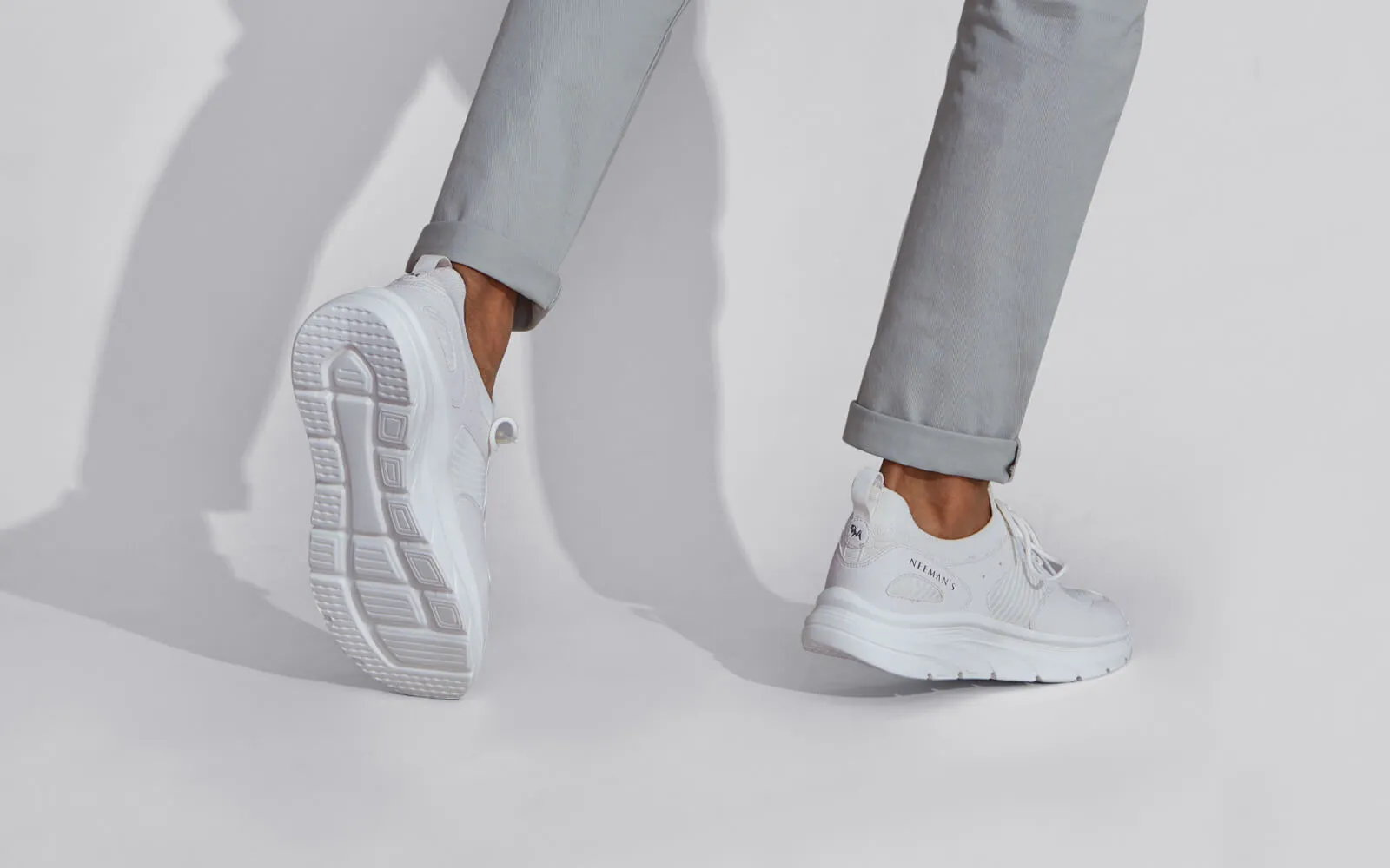 High Wave Sneakers : White