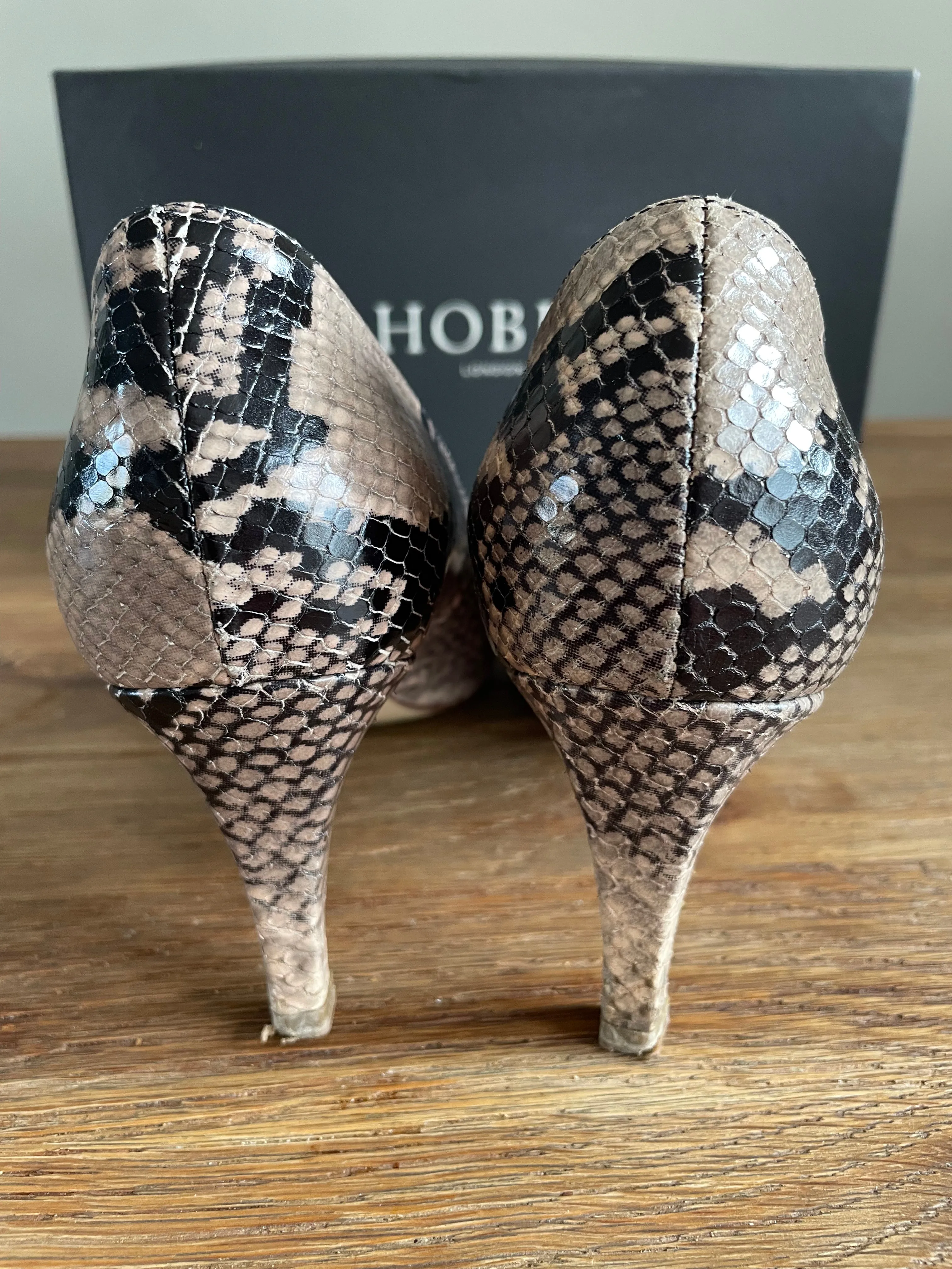 Hobbs Shoes Size 5