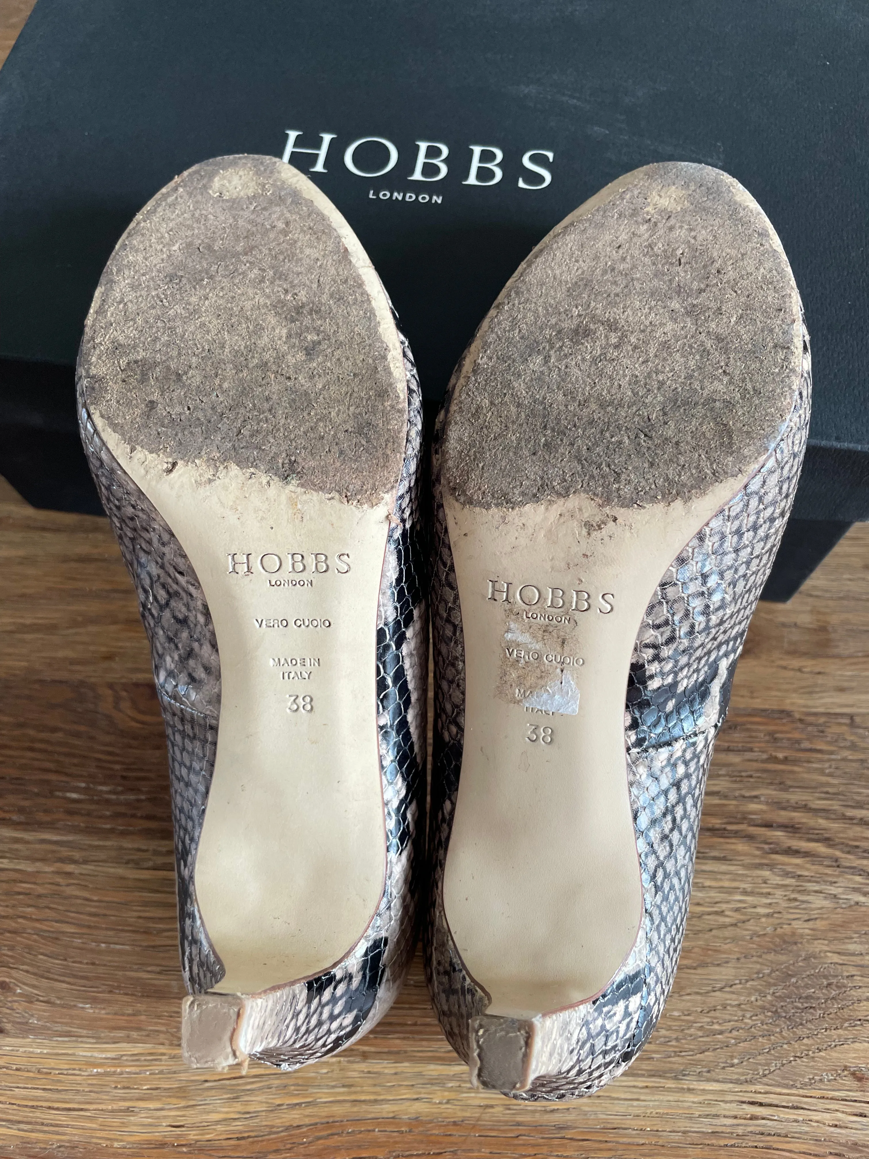 Hobbs Shoes Size 5