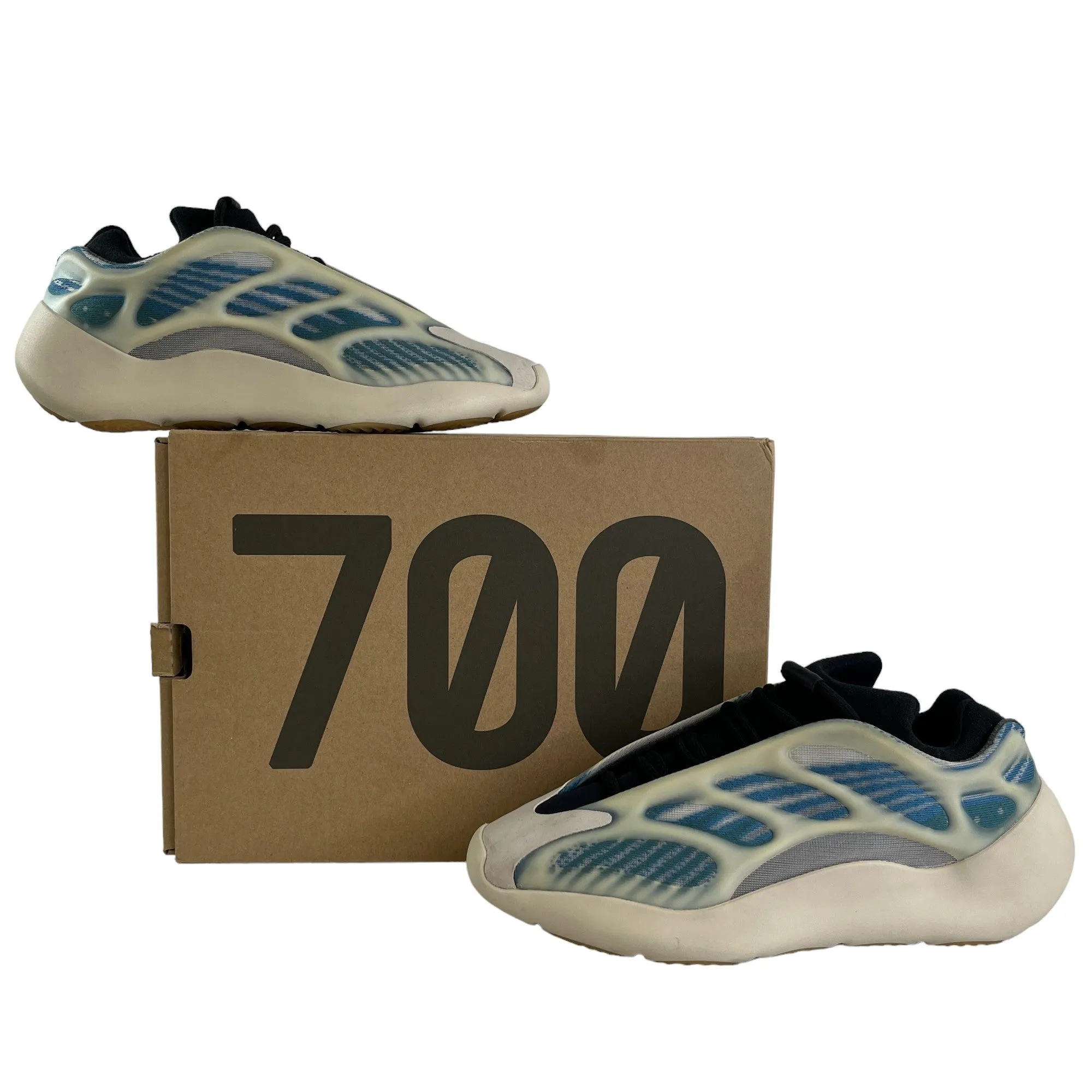 Men's 700  Kyanite Low Trainers Cream Size EU 42.5 / UK 8.5