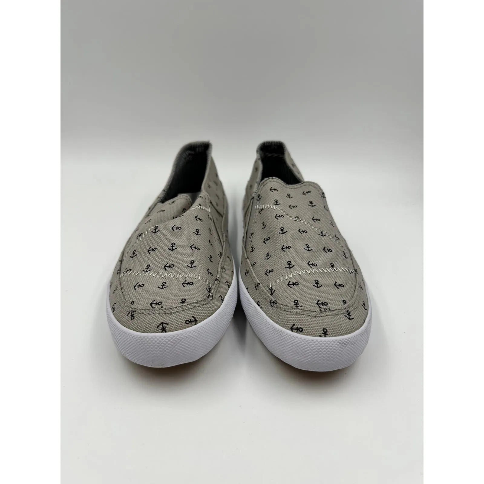 Men's Size 8.5, Anchor Canvas Slip-on Low Top Loafer