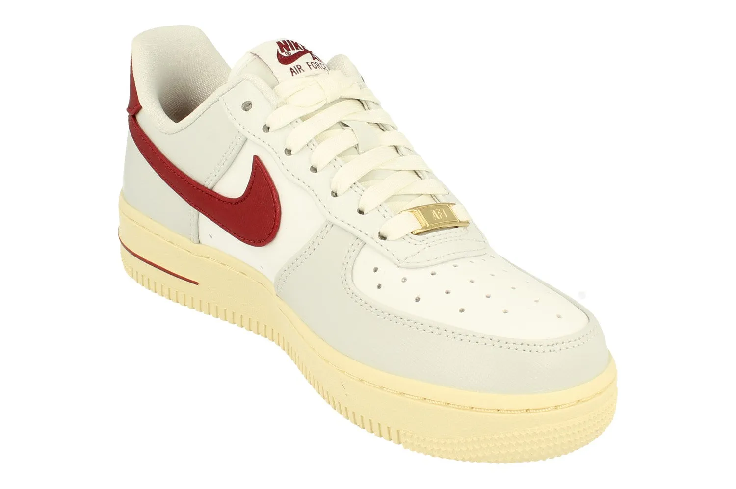 Nike Air Force 1 07 Se Womens Trainers Dv7584 001